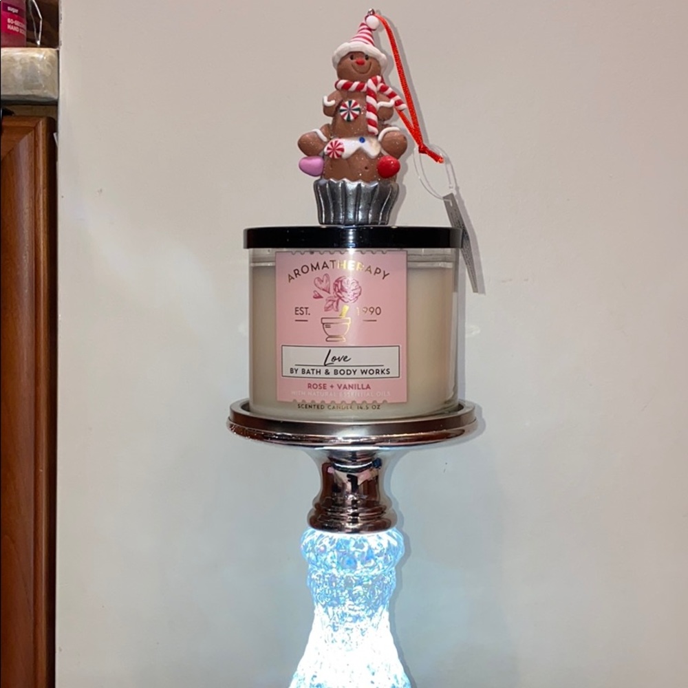 Adorable Gingerbread Man Candle Topper Decorations - Picture 2 of 7